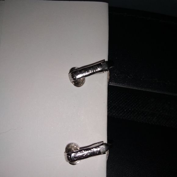 Vintage Pair of Sarah Coventry Clip-On Earrings, Silver, Flying Ducks - Picture 6 of 6